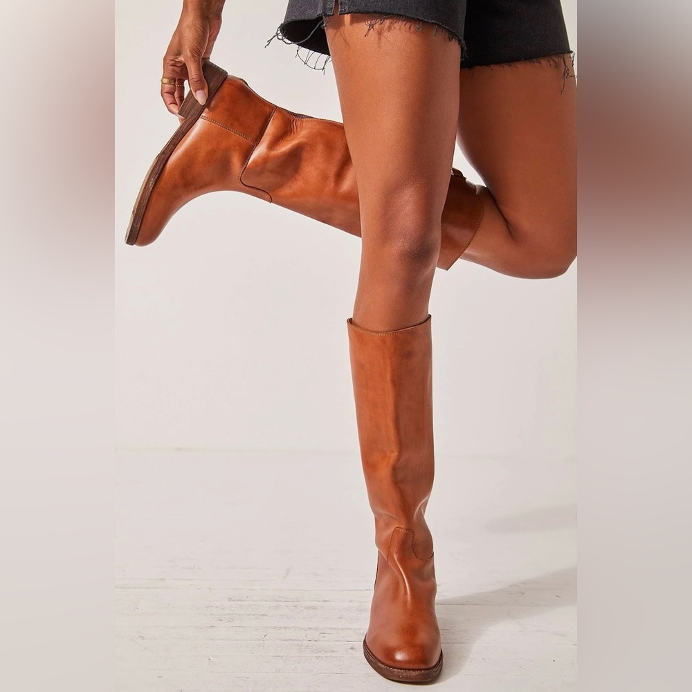 🆕 FREE PEOPLE | EVERLY EQUESTRIAN STRAP BOOT | SADDLE TAN | SZ: 8.5